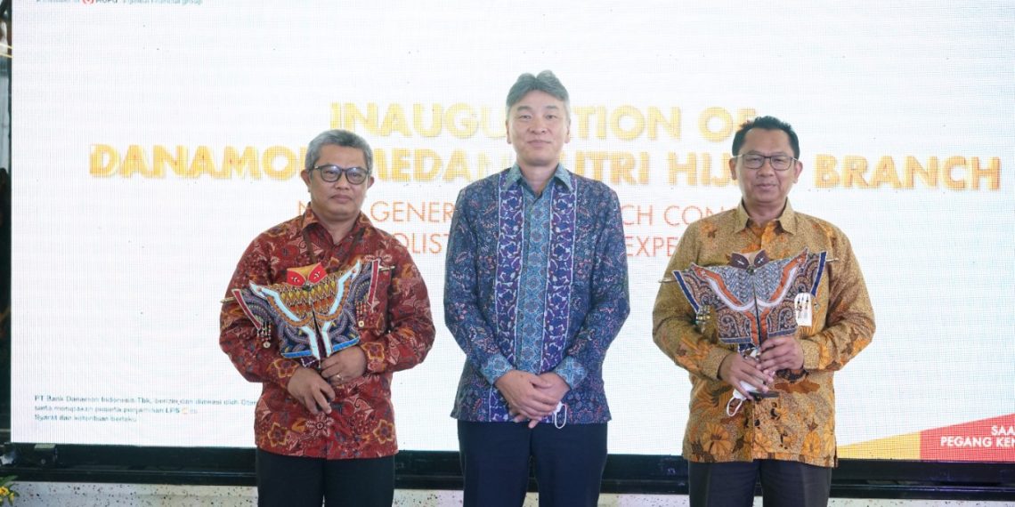 Danamon Resmikan Kembali Kantor Cabang di Medan dan Pondok Indah Mall