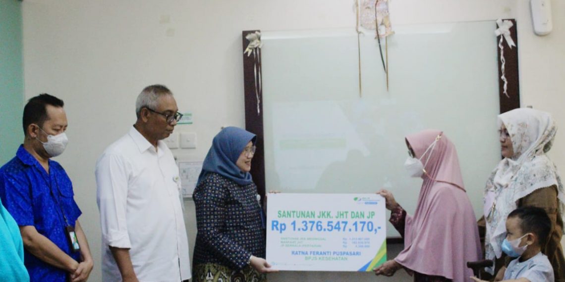 BPJAMSOSTEK Serahkan Santunan Senilai Rp 1,3 M