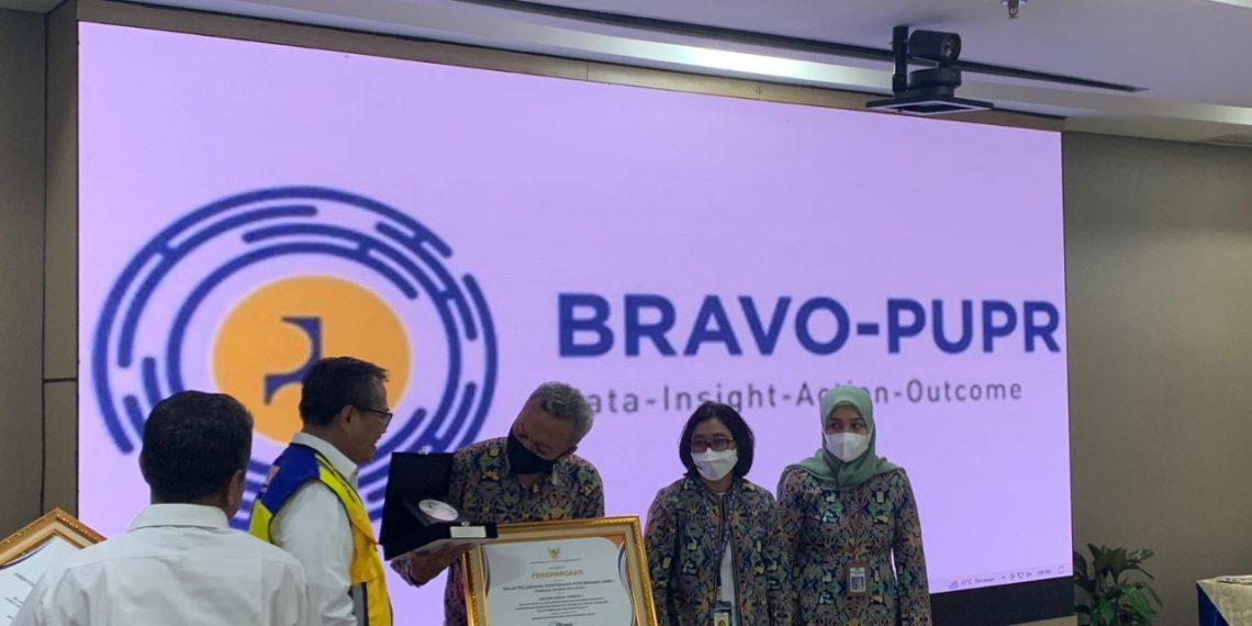 Kementerian PUPR Beri Penghargaan BP2P Jawa I Raih  Pengelolaan BMN Terbaik
