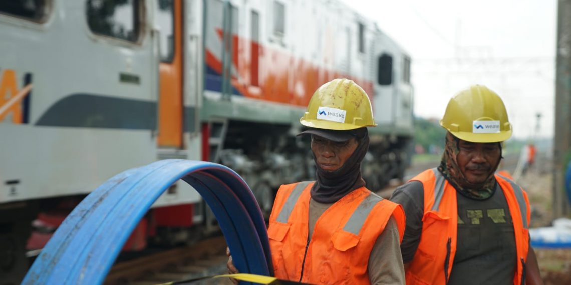 XL Axiata Menggandeng Surge Manfaatkan  Jaringan Serat Optik di Sepanjang Jalur Kereta