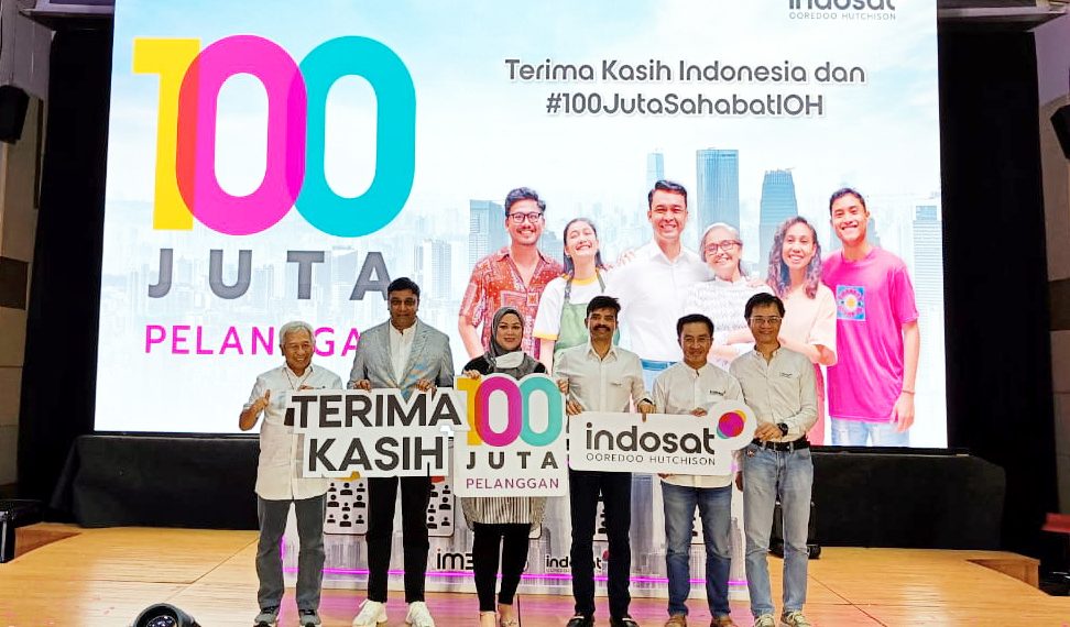 100 Juta Pelanggan