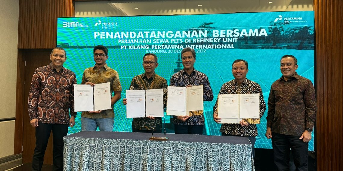 Pertamina Bangun PLTS untuk Operasional Kilang Minyak