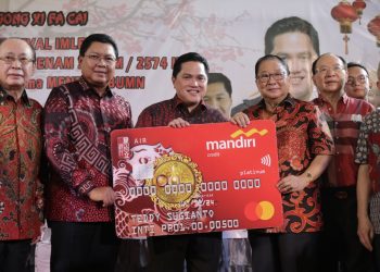 Penyerahan Kartu Kredit Fengshui