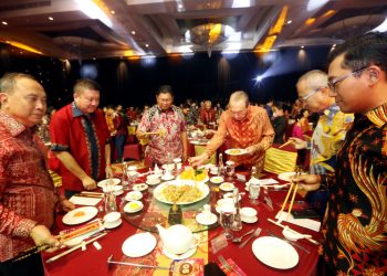 Komitmen Hadirkan Layanan Terbaik, Bank Mandiri Rayakan Imlek 2574 bersama Nasabah Utama