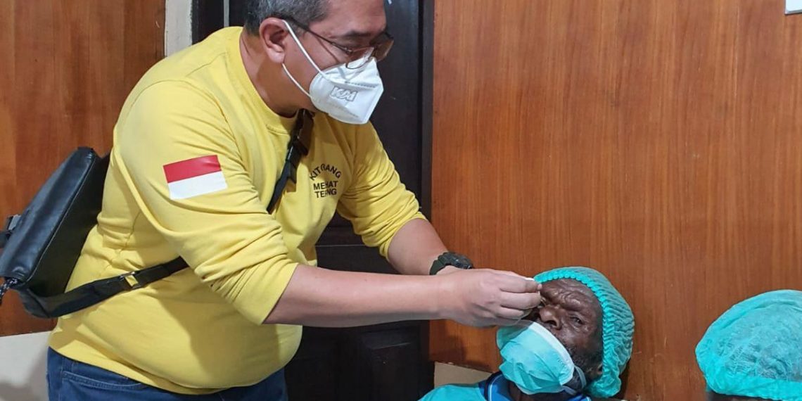 Erha Clinic Bantu Kesehatan dan Pendidikan di Papua