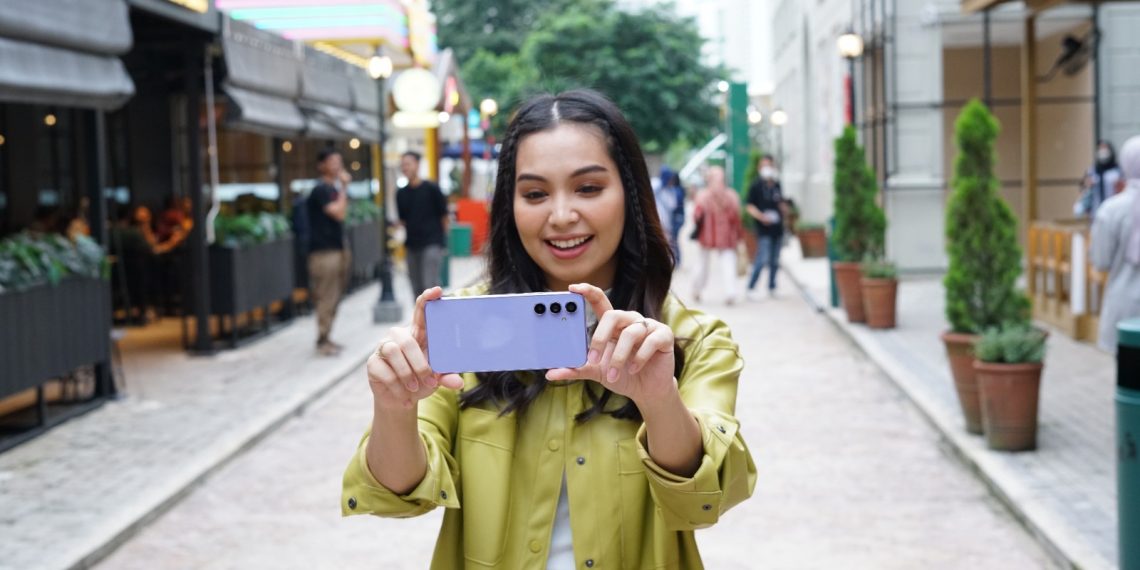 Resmi Diluncurkan di Indonesia, 5 Alasan Kamu Harus Upgrade Hape  ke Galaxy A54 5G yang Paling Awesome