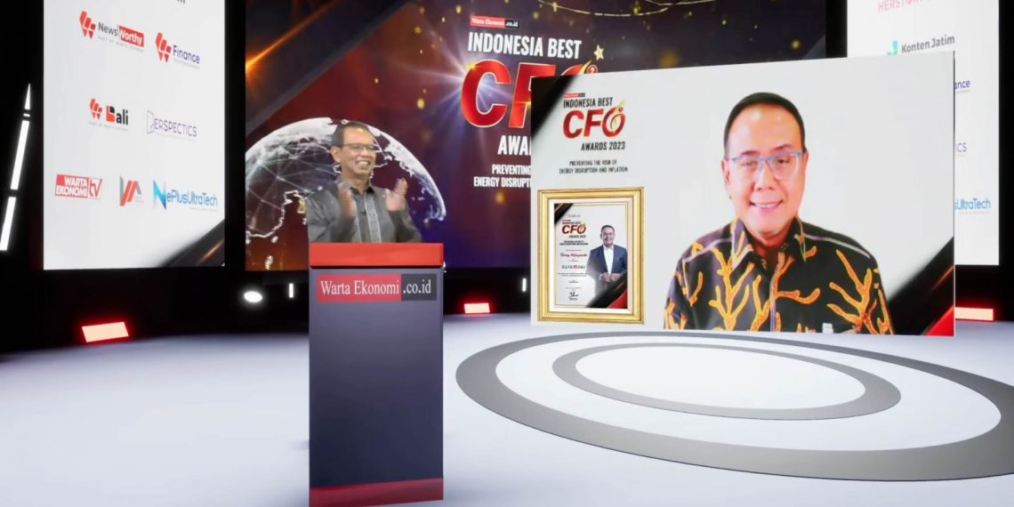 Berhasil Tingkatkan Kinerja Keuangan, Direktur Keuangan & Strategi Bank DKI Raih Best Performance CFO Awards 2023