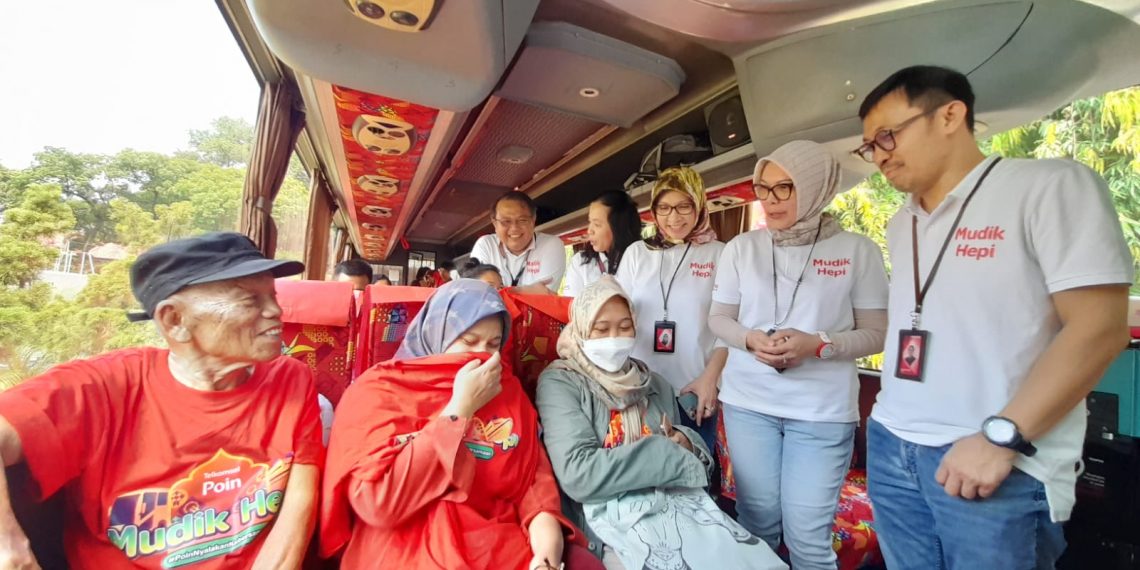 Telkomsel Salurkan Donasi Poin Pelanggan di Momen Ramadan 1444 H, Berangkatkan 1.400 Pemudik untuk Berlebaran di Kampung Halaman