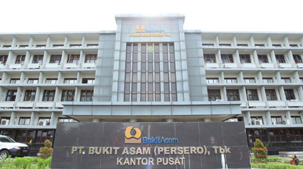 Kantor Pusat Bukit Asam akan Gunakan PLTS Atap