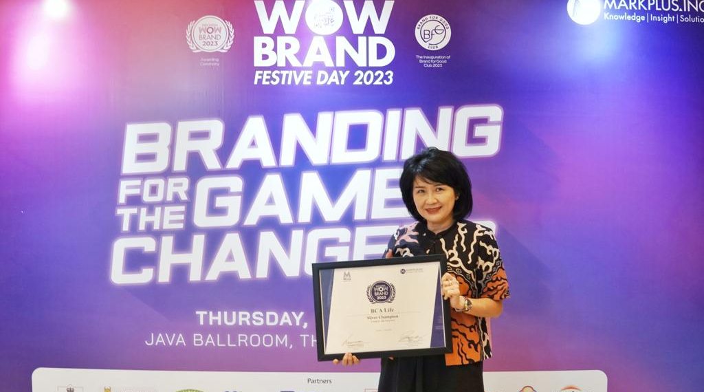 Senantiasa Melindungi Keluarga Indonesia BCA Life Kembali Raih Penghargaan Indonesia WOW Brand 2023
