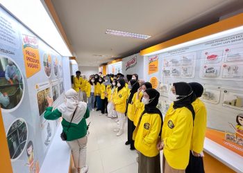 Mengenal Program Knowledge Penerapan Kesehatan & Keselamatan Kerja (K3) dan Aktivitas Ramah Lingkungan di Pabrik Ajinomoto