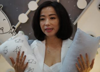 Theo Marelia Hadirkan Desain Terbarunya di Mommy N Me 2023