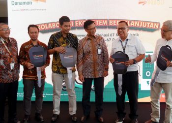 Seremoni Penyerahan Donasi 67 Motor Listrik PT Bank Danamon Indonesia Tbk