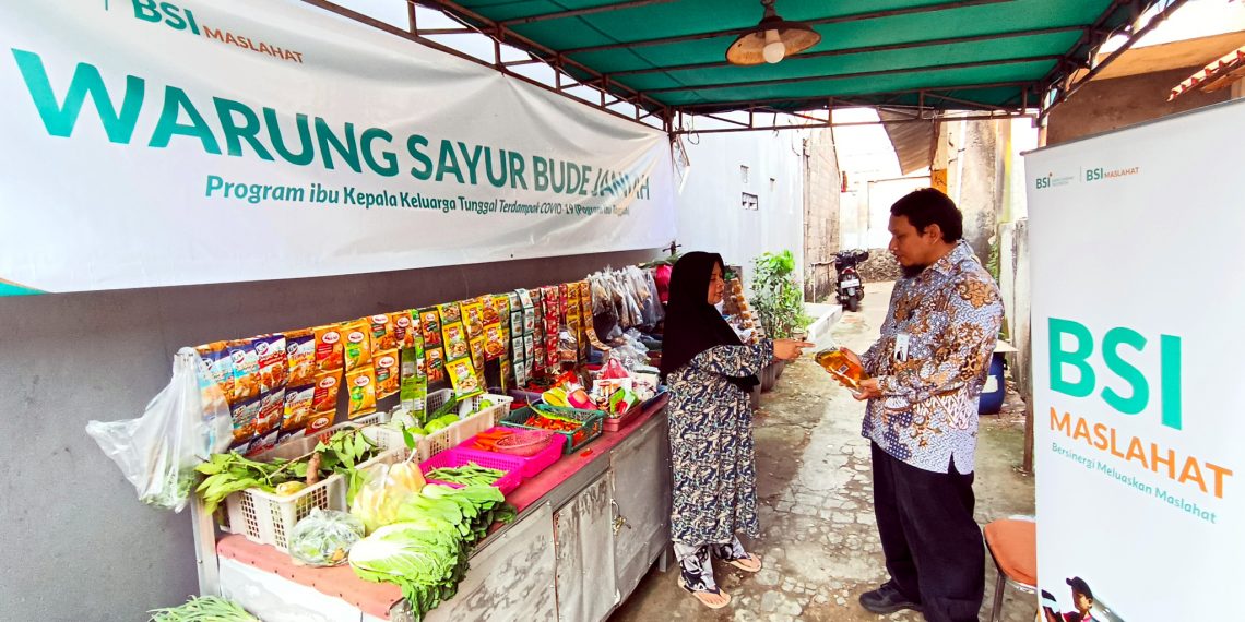 BSI Maslahat dan BSI Beri Bantuan kepada Keluarga Terdampak Covid-19