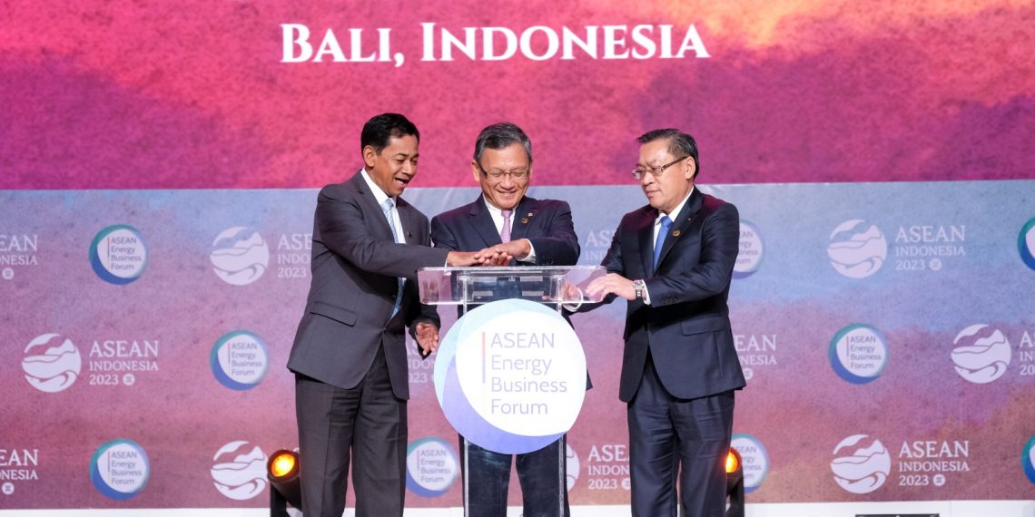ASEAN Energy Business Forum 2023 Resmi Dibuka : Kolaborasi Untuk Mendorong Kemajuan Energi