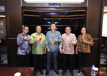 Robby Setiabudi Madjid Resmi Dilantik Sebagai Direktur Keuangan Dan Umum Petrokimia Gresik