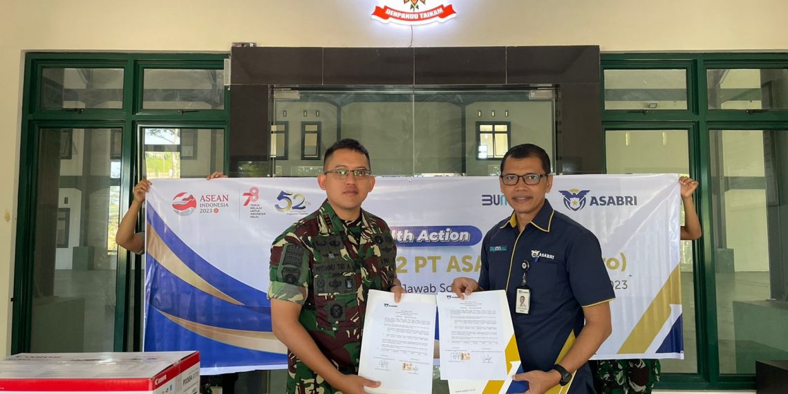 Dalam Rangka HUT ke-52, ASABRI menyelenggarakan Program Health Action dengan menyerahkan bantuan Alat Kesehatan ke Rumah Sakit TNI AL Jala Ammari Makassar dan Rumah Sakit Bhayangkara Anton Sudjarwo Pontianak