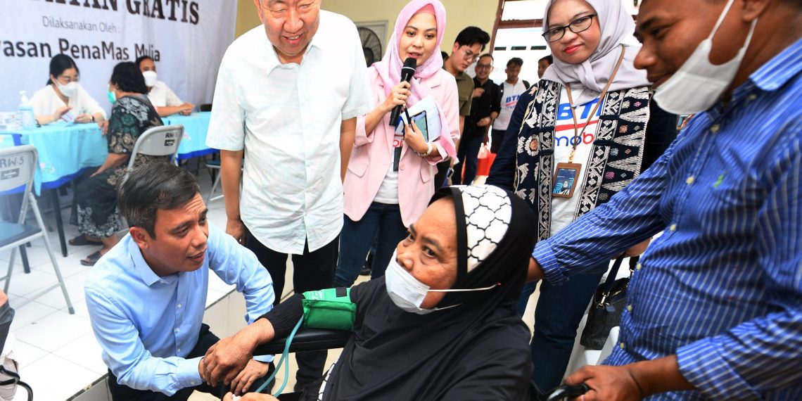 Bank BTN Beri Pengobatan Gratis di Surabaya