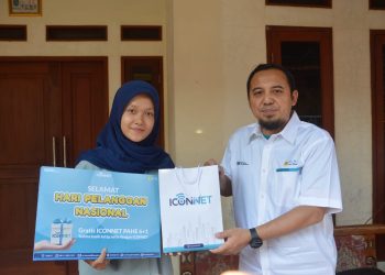 Direksi PLN ICON Plus Sapa Pelanggan Setia ICONNET di Hari Pelanggan Nasional