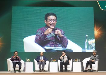 Hadapi Tantangan Era Digital, Komut BSI: Industri Keuangan Syariah Perlu Konsolidasi