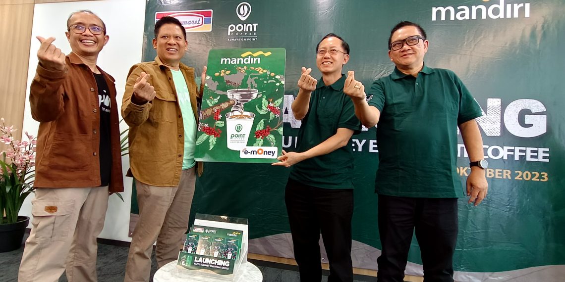 Tingkatkan Kolaborasi, Bank Mandiri dan Indomaret Point Coffee e-Money Co-Branding