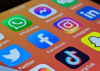 4 Alasan Medsos Harus Dipisah dari E-commerce