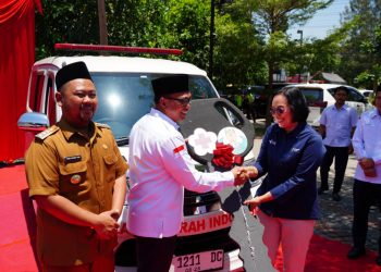 Dalam Rangka Memperingati Hari Kesehatan Nasional, Petrokimia Gresik Komitmen Tingkatkan Derajat Kesehatan Masyarakat Sekitar Perusahaan