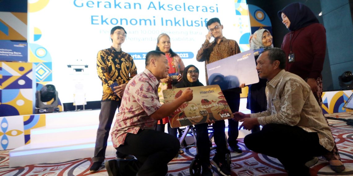 Dorong Inklusivitas, Bank Mandiri Buka 10.000 Rekening Tabungan bagi Penyandang Disabilitas