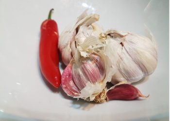 Harga Cabai dan Bawang Merah Turun, Sedangkan Beras Masih Naik