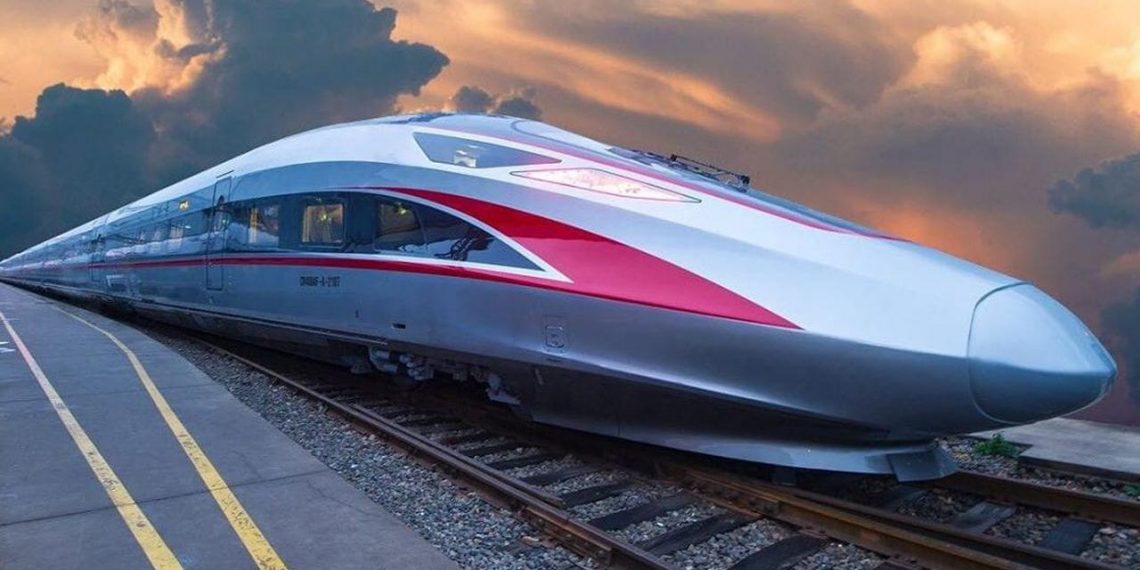 Ini Alasan RI Pilih China untuk Garap Kereta Cepat Jakarta Surabaya