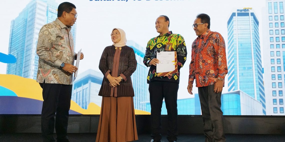 Perkuat Hubungan dan Etos Kerja, Bank Mandiri Perbarui Perjanjian Kerja Bersama dengan Serikat Pegawai