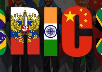 Posisi Dolar AS Terancam oleh Bergabungnya Arab Saudi ke BRICS