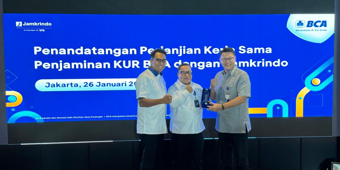 Jamkrindo Teken Kerja Sama Penjaminan KUR dengan BCA