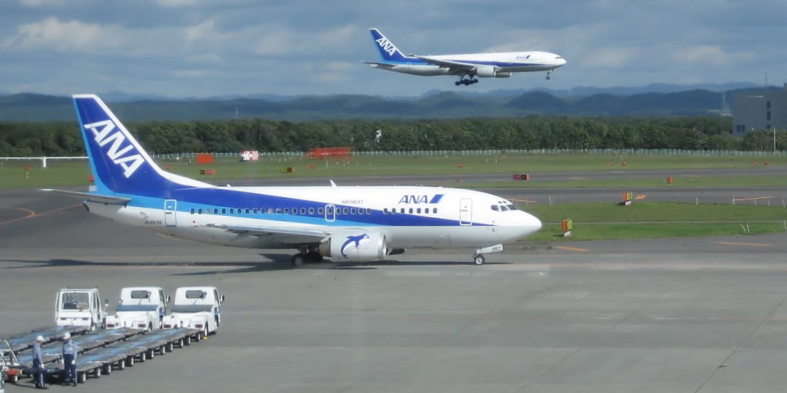 Lagi-lagi Alami Masalah, Jendela Kokpit Retak, Penerbangan ANA Boeing di Jepang Kembali ke Bandara