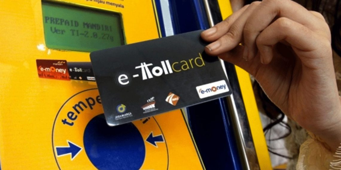 Gara-gara Dimainkan Anak hingga Kartu E-Toll Masuk Door Trim, Wanita ini Harus Bayar Dua Kali Lipat Tarif Tol Terjauh