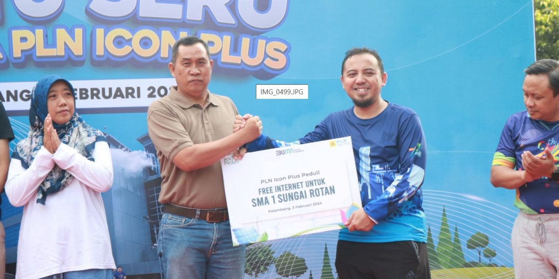 Wujudkan Indonesia Lebih Cerdas, PLN Icon Plus Lakukan CSR di Sumatera Selatan