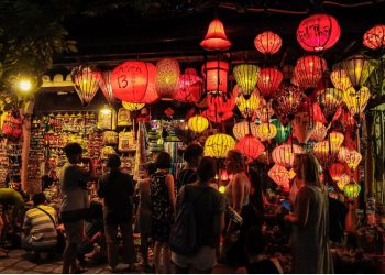 Rayakan Tahun Baru Imlek di Hong Kong ala Warga Lokal: Nikmati Tradisi Perayaan yang Jarang Diketahui dan Berbagai Acara yang Tak Boleh Dilewatkan