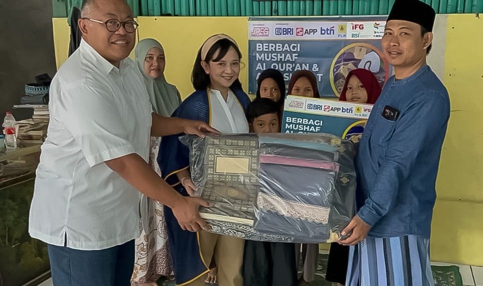 Berbagi Mushaf di Bulan Suci Ramadhan 1445 H