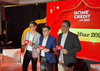 Bulan Ramadan, Home Credit Salurkan Makanan dan Buku Saku Literasi Keuangan Kepada 2.500 Penerima Manfaat di 35 Kota