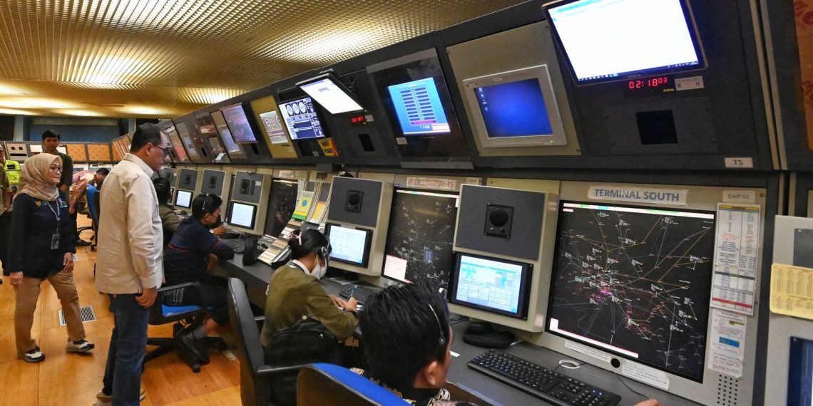Menhub Cek Pergerakan Penumpang dan Pesawat pada Arus Balik di Bandara Soekarno-Hatta