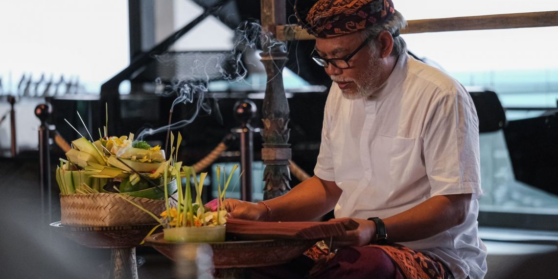 Apurva Kempinski Bali Pamerkan Naskah Berusia Berabad-abad Zaman Majapahit Melalui ‘Bhinneka Tunggal Ika’ Lontar Exhibition
