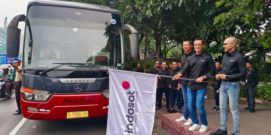 Pelepasan Bus Drive Test Indosat
