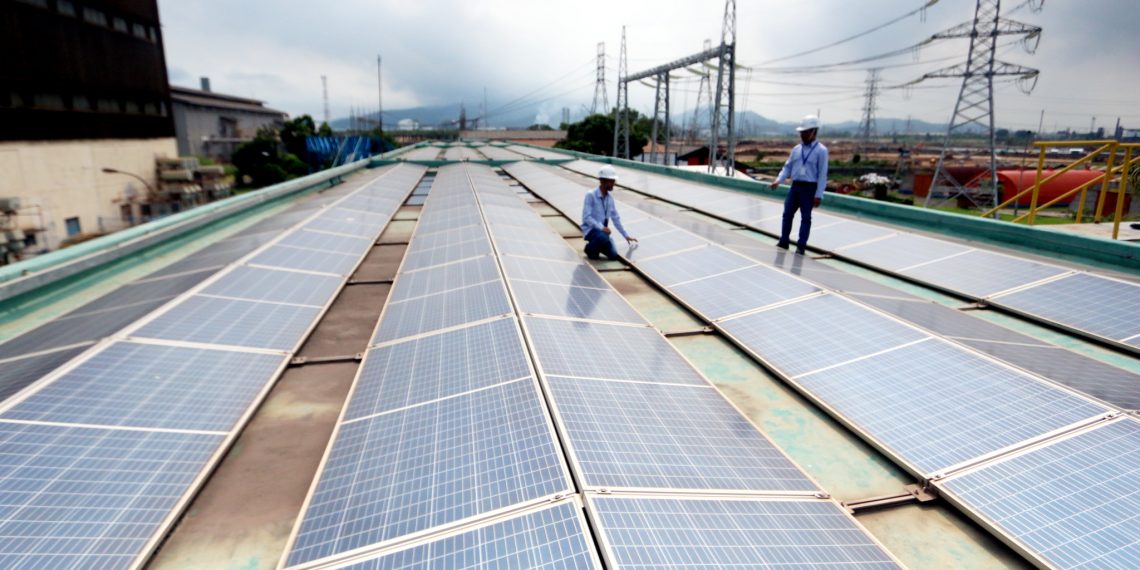 Fasilitas PLTS Rooftop KCE 102 kWp