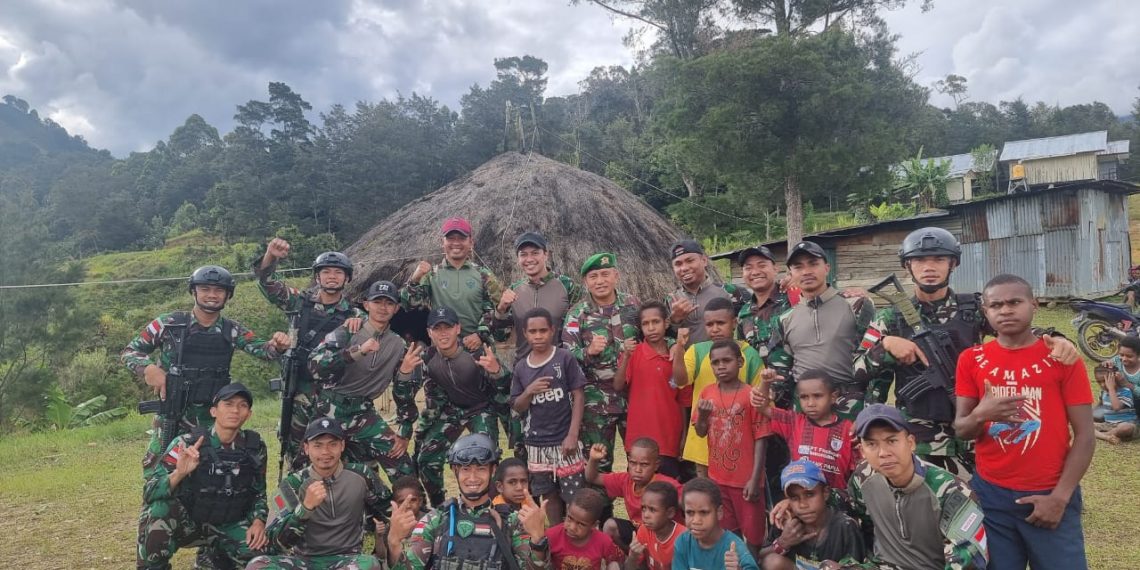 Dedikasi Prajurit Rusa Hitam 721 Bangun Rumah Makkasau Untuk Masyarakat Papua