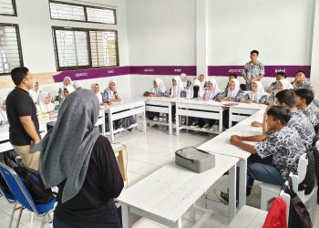 Peringati Hari Pendidikan Nasional Secara Serentak, PLN Icon Plus Gelar PLN Icon Plus Goes to School