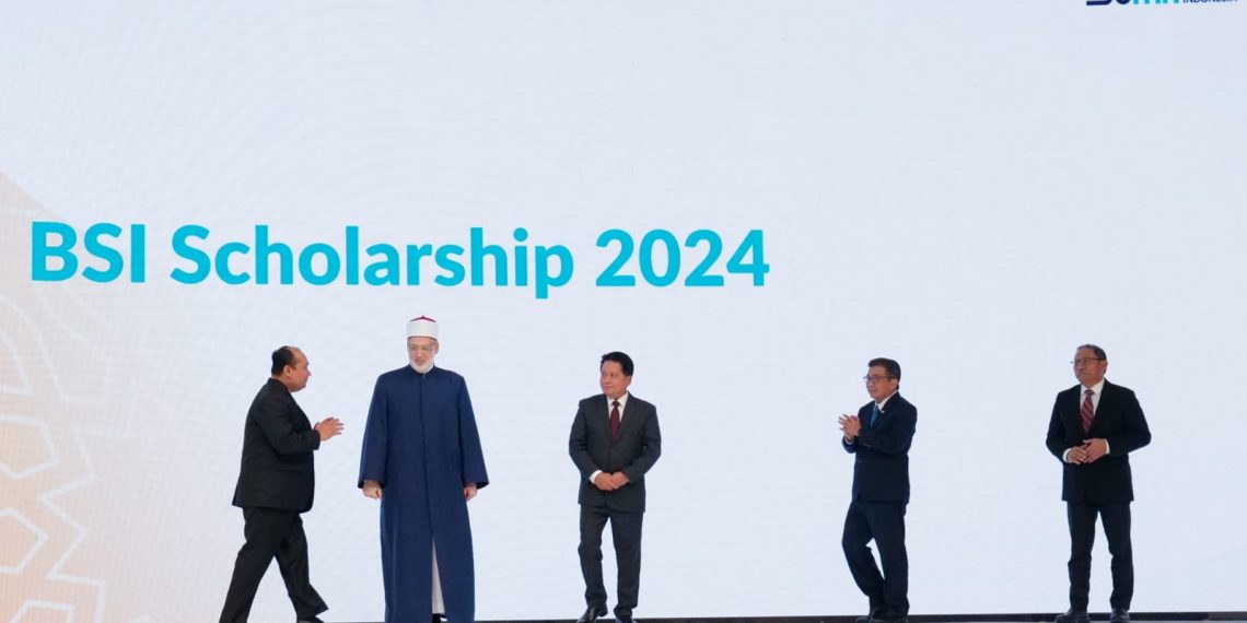 Dukung Peningkatan Kualitas SDM Indonesia, BSI Scholarship 2024 Targetkan 2.300 Pelajar & Mahasiswa