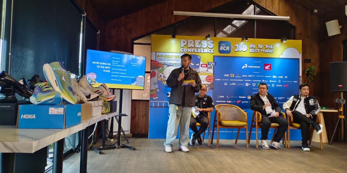 Gebrakan myBCA x Jakarta Sneaker Day 2024  Rangkul Penggemar Olahraga di “On To The Next Phase”