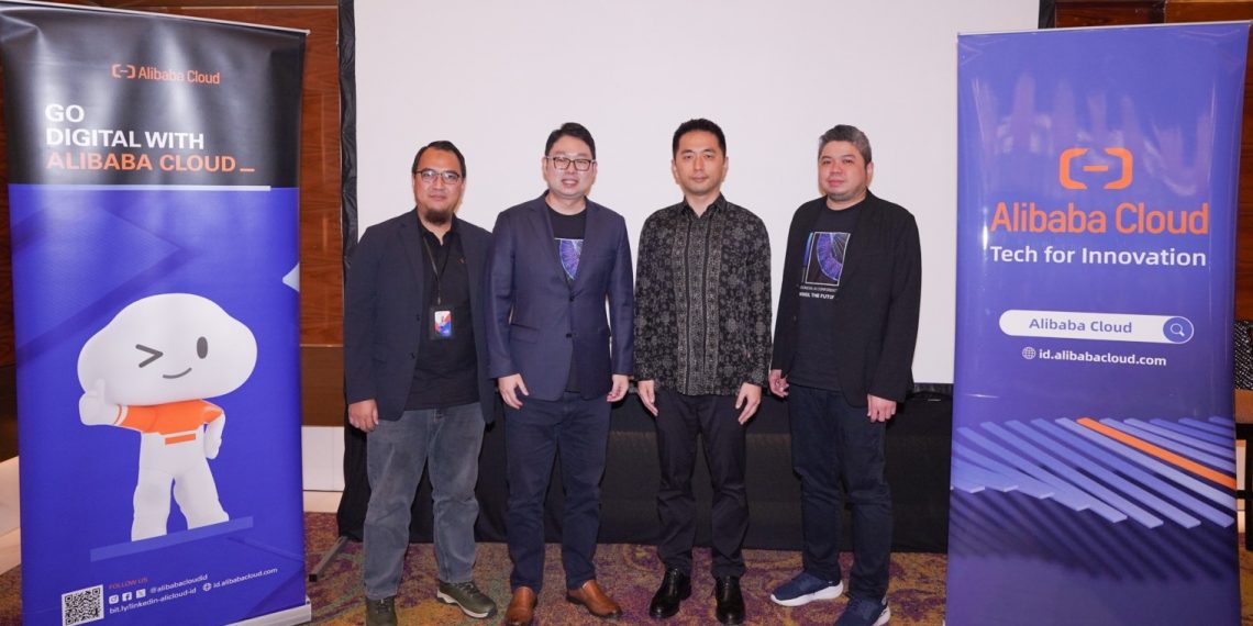Alibaba Cloud Tegaskan Komitmennya di Indonesia dengan Kemitraan AI yang Diperkuat dan Perangkat Pengembang Mutakhir