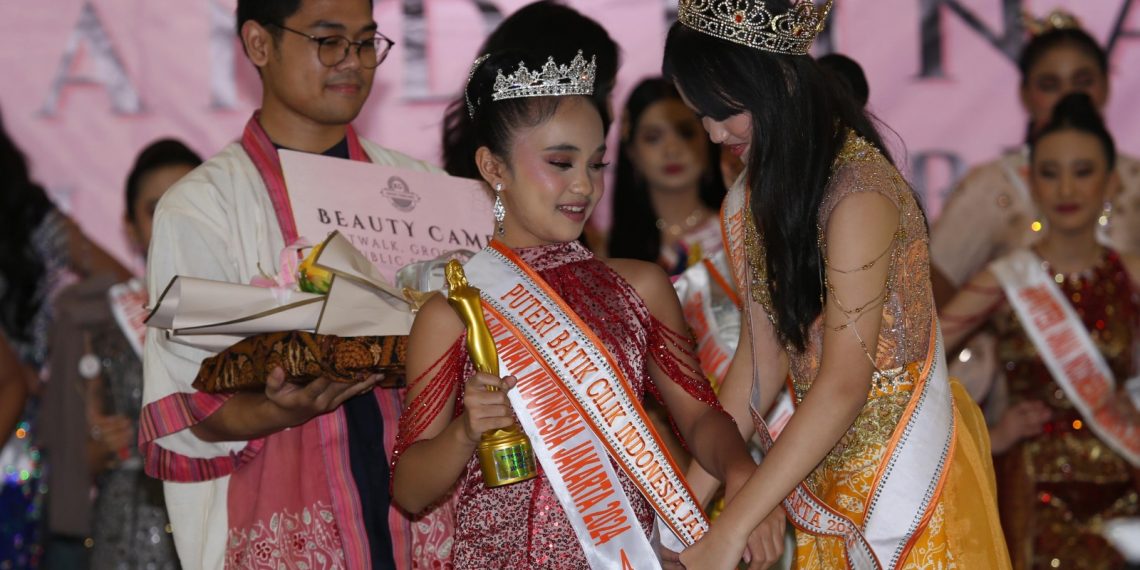 Puteri Batik Cilik Indonesia Jakarta 2024 Terpilih Helsa Dzakira Aulia