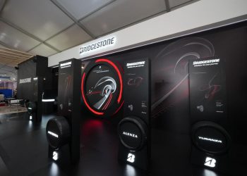 Bridgestone Indonesia Hadir di GIIAS 2024 dengan Inovasi Produk  Terbaru, Aktivitas e-Motorsports dan Beragam Promo Menarik